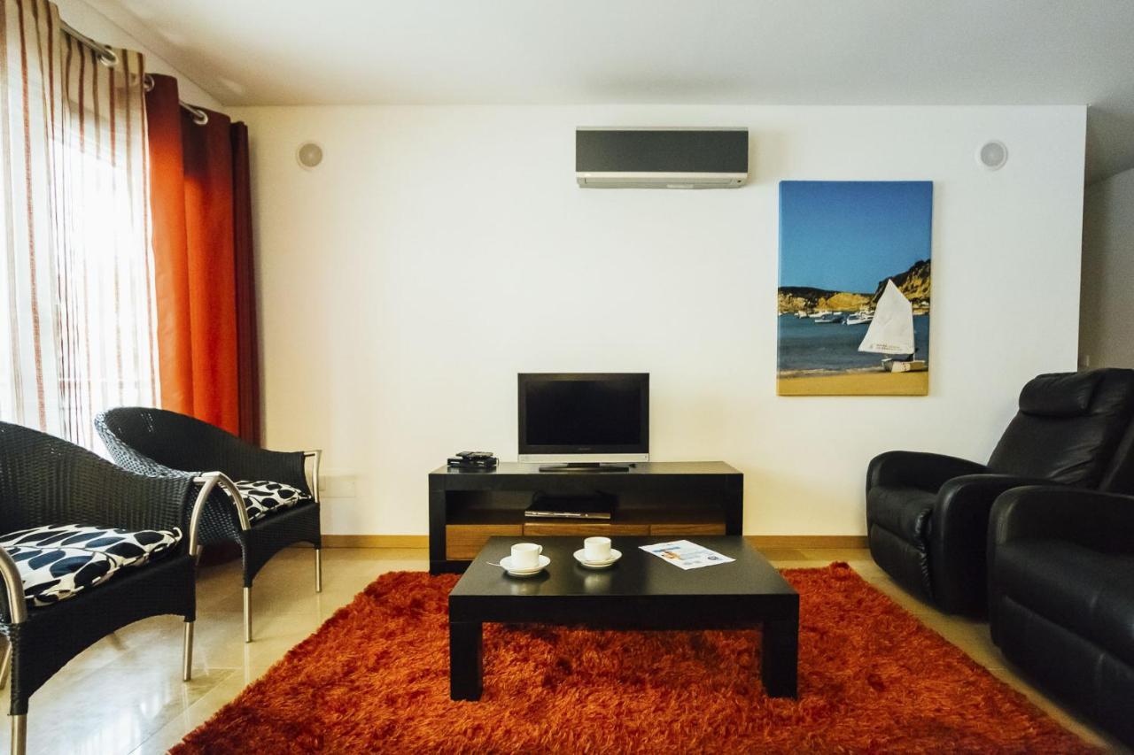 Baia Residence 2 - Holiday Apartments - By Sch Сан-Мартинью-ду-Порту Экстерьер фото